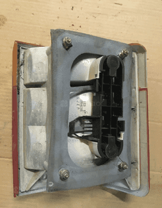 Lampa tylna lewa narożnikowa RANGE ROVER P38 2