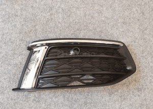 AUDI A6 C8 - Kratka Zderzaka - Prawa - 2846 5