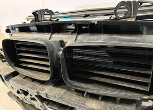 BMW 5 F10 / F11 530i Pas przedni kompletny - 14173 5