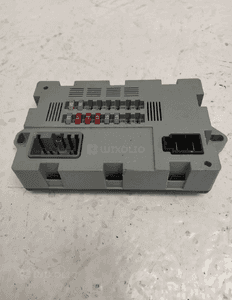 JAGUAR F-PACE X761 XJ X351 F-TYPE X152 XE X760 XF X250 I-PACE X590 RANGE ROVER EVOQUE SKRZYNKA BEZPIECZNIKÓW BEZPIECZNIKI ORYGINAŁ 3