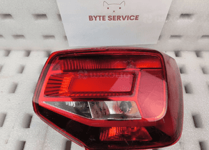 AUDI Q2 Lampa tył Tylna prawa 81A945070B 1
