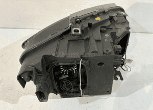AUDI Q5 8R Lampa przednia Xenon L - 14810 4