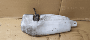 Zbiorniczek spryskiwaczy pompka Dacia Logan 8200210002 8200609549 4