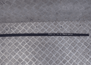 Listwa drzwi prawy przód mazda 3 bk radom 1