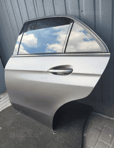 DRZWI lewy tył Mercedes W212 EKlasa lift AMG Sedan 6
