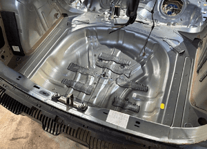Pas tyl tylny wanna bagaznika vw golf vii 7 5G 5G0 5D hb 2012-2020 caly 2