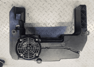 Audi A4 B8 kombi subwoofer bang  olufsen 8K9035382A 1