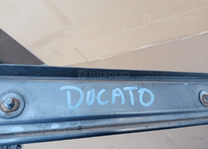 Szyna prowadnica drzwi przesuwnych Fiat Ducato III 7