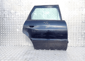 Drzwi prawy tył audi A4 B5 kombi przed liftem 1