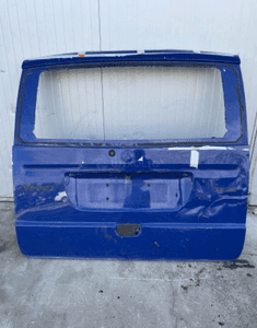 MERCEDES 639 vito viano klapa tylna tył ocynk lift 1