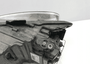 Lampa prawa przod przednia vw polo 6R1 v 5 5