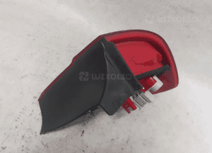 Lampa tylna lewa tył lewo bmw E90 2