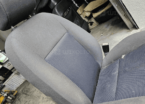 Ford Focus MK2 II fotel przód przedni prawy 3