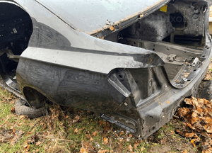 Bmw F01 F02 475 tył wanna pas stan idealny 13