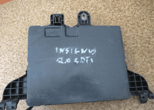 SKRZYNKA BEZPIECZNIKÓW BSI INSIGNIA A 13277321 3