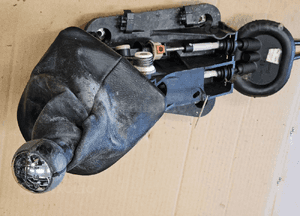 Peugeot 307 1.6  HDI lewarek linki zmiany biegow linka 9657303580 8