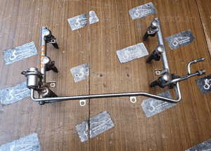 Listwa Paliwowa Wtryskowa Wtryski Komplet 3.0 V6 ASN Audi A4 B6 A6 VW 2