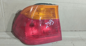 Lampa lewa tył tylna bmw E46 8364921 1