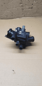 Obudowa termostatu króciec wody VW Golf IV 4 1.6 16V 032121111BA 5