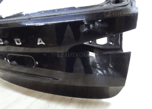 Klapa bagażnika skoda octavia 4 iv 5E6827159 6