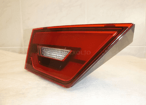 Jaguar e pace X540 lampa tył lewa w klapę bagażnik 7
