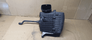 Obudowa filtra powietrza Skoda Rapid 1.6 TDI 6R0129601C 5