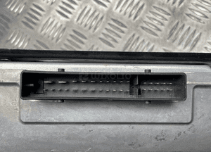 Audi A5 wzmacniacz bang olufsen 8F0035223C 7