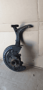 Zwrotnica piasta lewy przód przednia lewa Skoda Superb I 1.9 TDI 2
