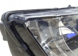Skoda Octavia 3 LIFT Lampa Reflektor 5E1941016C PRAWA 4