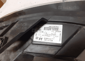 Przod przednia lampa lewa audi A3 8P ii lift 4