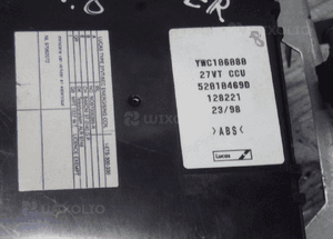 SKRZYNKA BEZPIECZNIKÓW LAND FREELANDER I 1.8B YWC106080 2