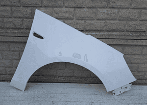 Błotnik prawy przedni opel zafira c 12-18 1