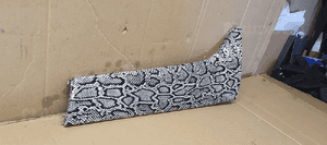 Listwa osłona dekor konsoli Mercedes GL X166 W166 A1666800671 4