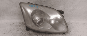 Przod przednia lampa lewa toyota avensis T25 1