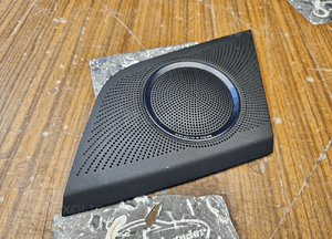 Maskownica Głosnika 8T0857227A 8T0857228A Kratka Oslona Konsoli Deski Kokpit Bang & Olufsen Audi A4 B8 A5 5