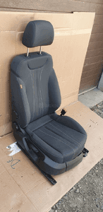 Fotel pasażera prawy przód Seat Leon II 3