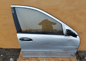 Mercedes c 203 zamek drzwi prawy przód szyba podnośnik listwa 1