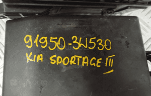 SKRZYNKA MODUŁ BEZPIECZNIKÓW KIA SPORTAGE III 91950-3W530 3