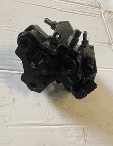 Pompa wtryskowa paliwa Mercedes ML W164 3.0 CDI Jeep 3.0 CRD A6420700501 1