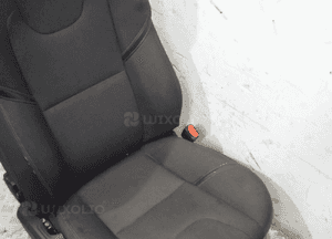 FOTEL PRAWY PRZÓD VOLVO V40 D3 2