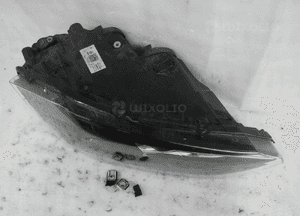 Vw polo 2G zwykła lampa przednia prawa 3