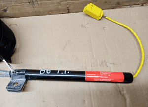 Pas bezpieczeństwa napinacz prawy tył VW Passat B6 3C0857804 3