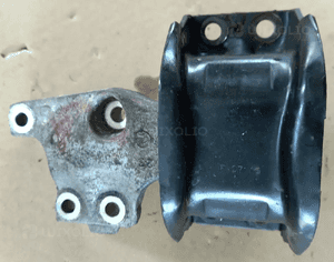 Citroen C4 Picasso I 2.0 HDI poduszka lapa silnika 1