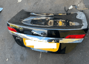 Tylna klapa bagażnika kod koloru PEL Jaguar XF X250 3