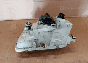 Lampa prawy przód przednia prawa VW Polo 6N 3