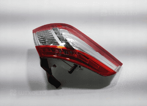 Lampa lewa tył tylna błotnika peugeot 508 i sw kombi 2010-2014 5