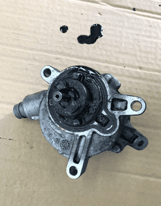 Waku vacu wakum pompa Volvo 2.4 D5 185KM 30731825 3