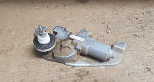 SUZUKI SWIFT II 1.5B SILNICZEK WYCIERACZKI 4