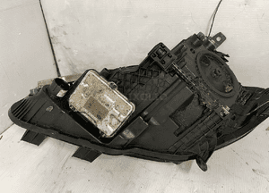 Przednia prawa lampa jaguar xe X760 GX73-13W029-DG uk 7