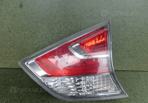 Lampa prawa tylna prawy tył nissan x trail T32 13- 1